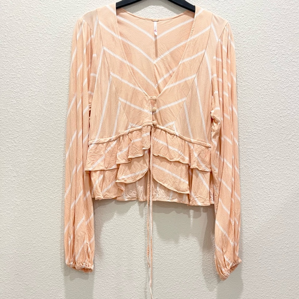 Pre-loved! FREE PEOPLE Peach Samifran Long Sleeve Peplum Blouse!
